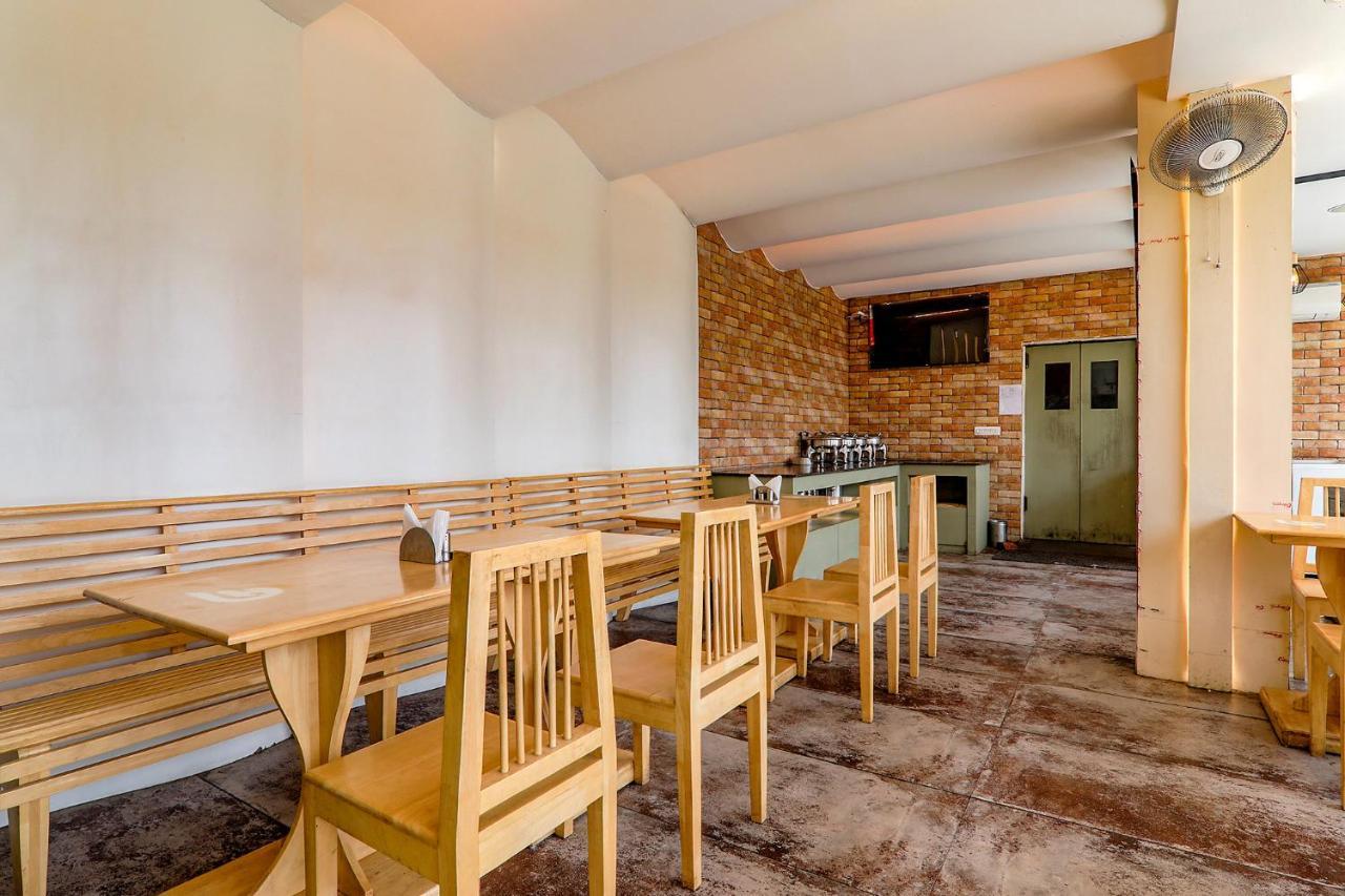 Townhouse Geetraj Near Shalimar Gateway Lucknow Hotel Екстериор снимка