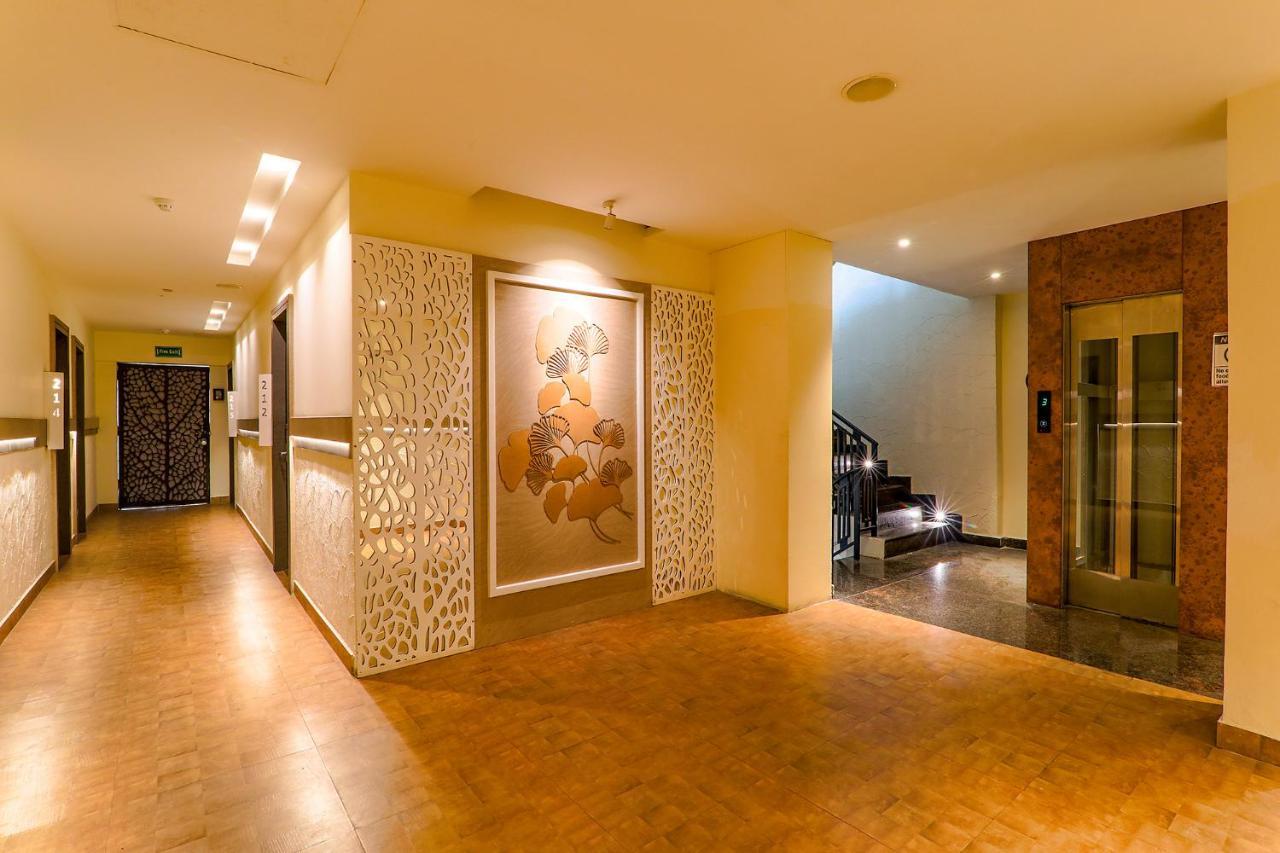 Townhouse Geetraj Near Shalimar Gateway Lucknow Hotel Екстериор снимка