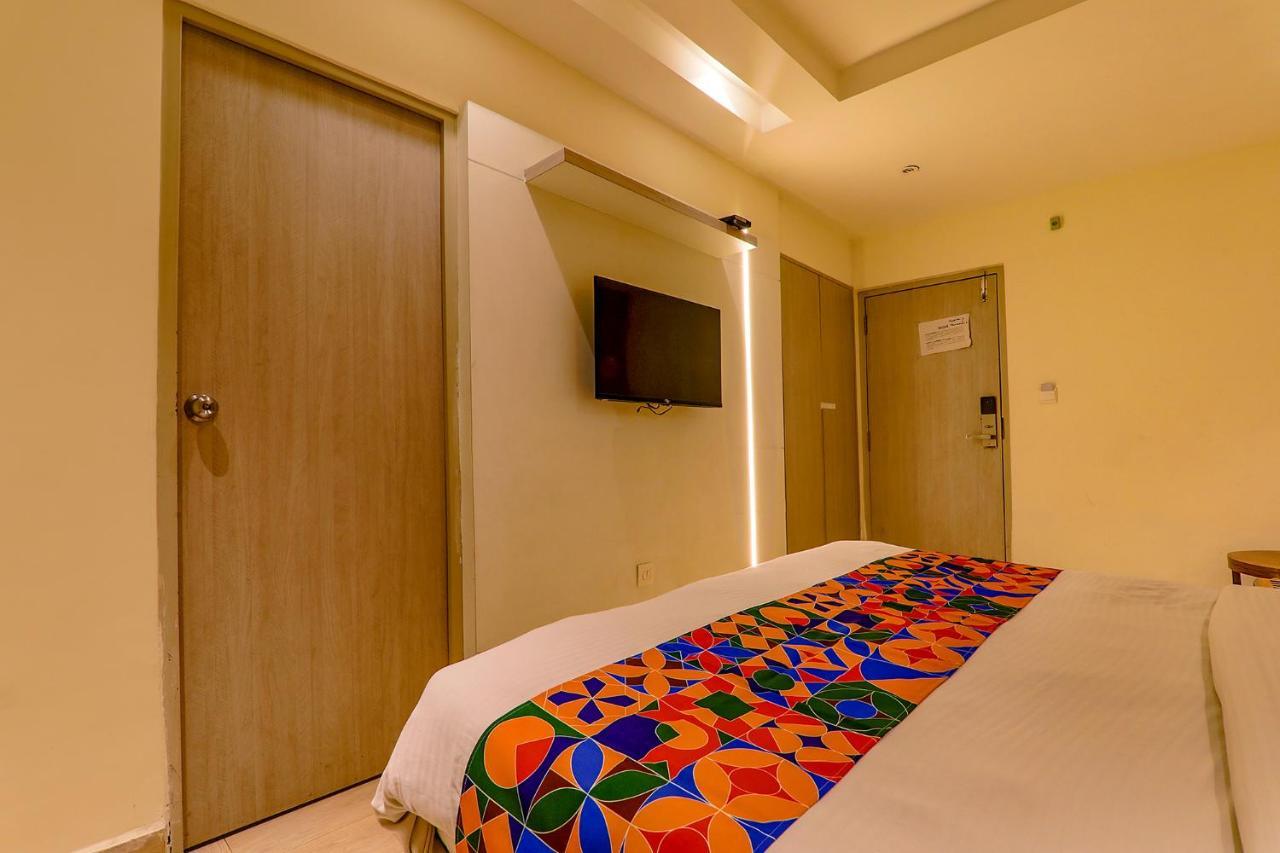 Townhouse Geetraj Near Shalimar Gateway Lucknow Hotel Екстериор снимка
