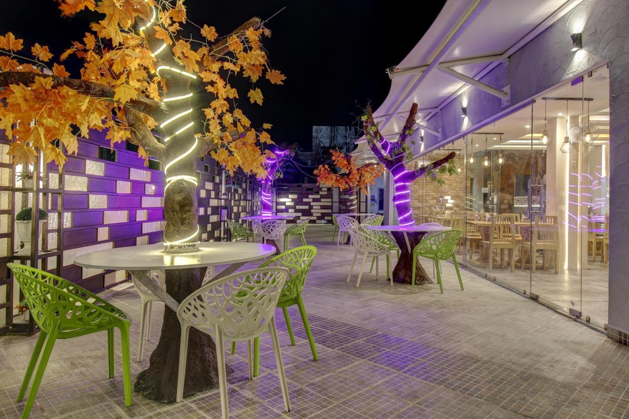 Townhouse Geetraj Near Shalimar Gateway Lucknow Hotel Екстериор снимка