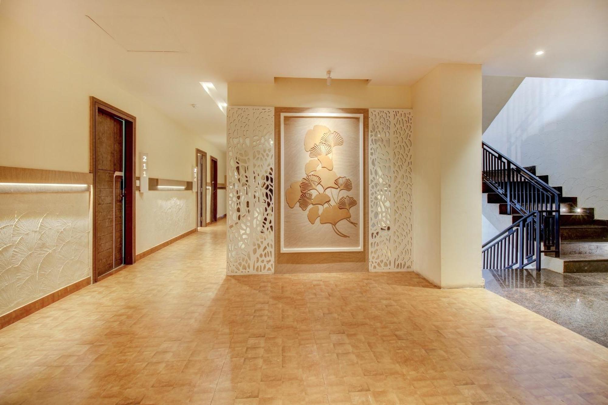 Townhouse Geetraj Near Shalimar Gateway Lucknow Hotel Екстериор снимка